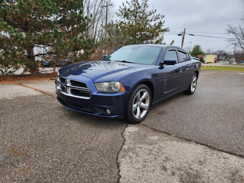 2013 Dodge Charger SXT's photo