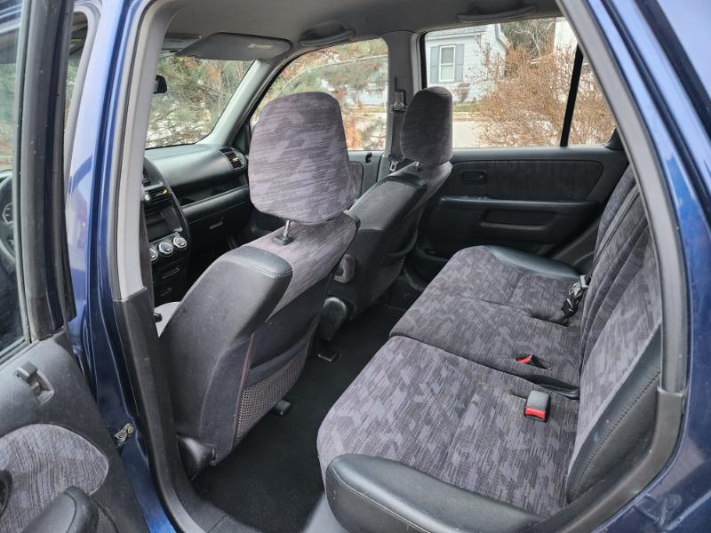 Honda CR-V LX 2WD 2002