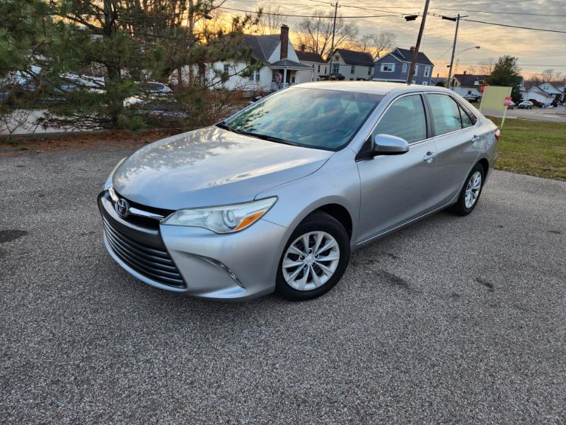 Toyota Camry SE 2015