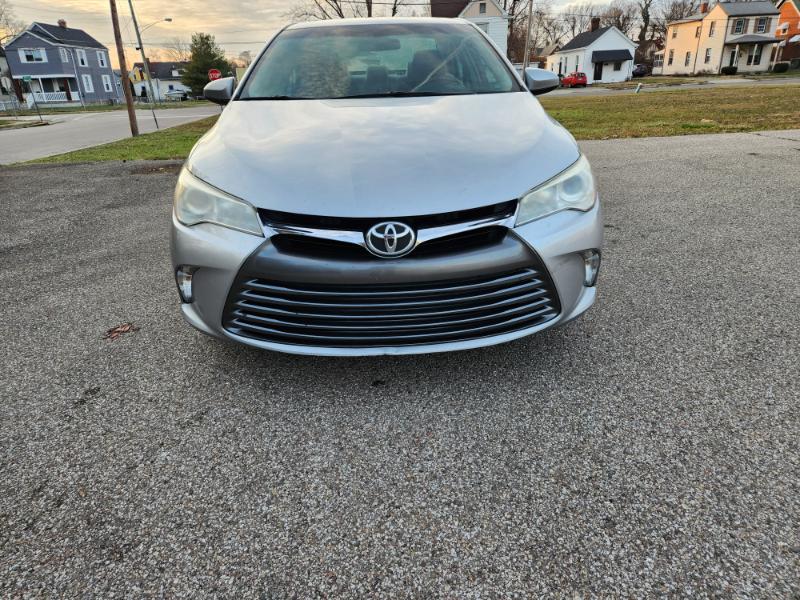 Toyota Camry SE 2015