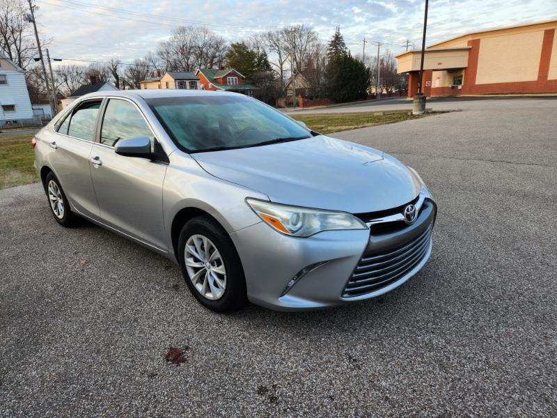 Toyota Camry SE 2015