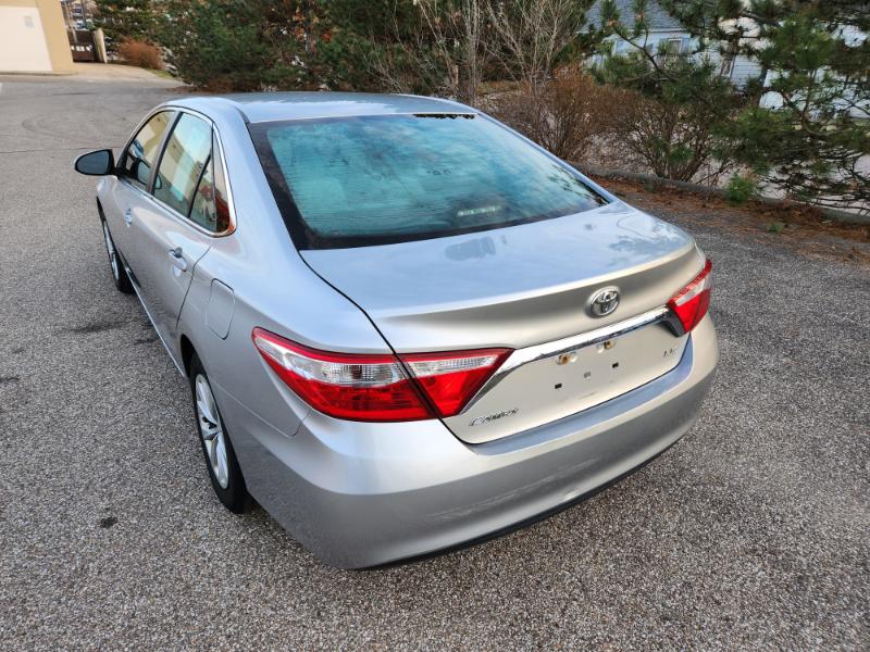 Toyota Camry SE 2015