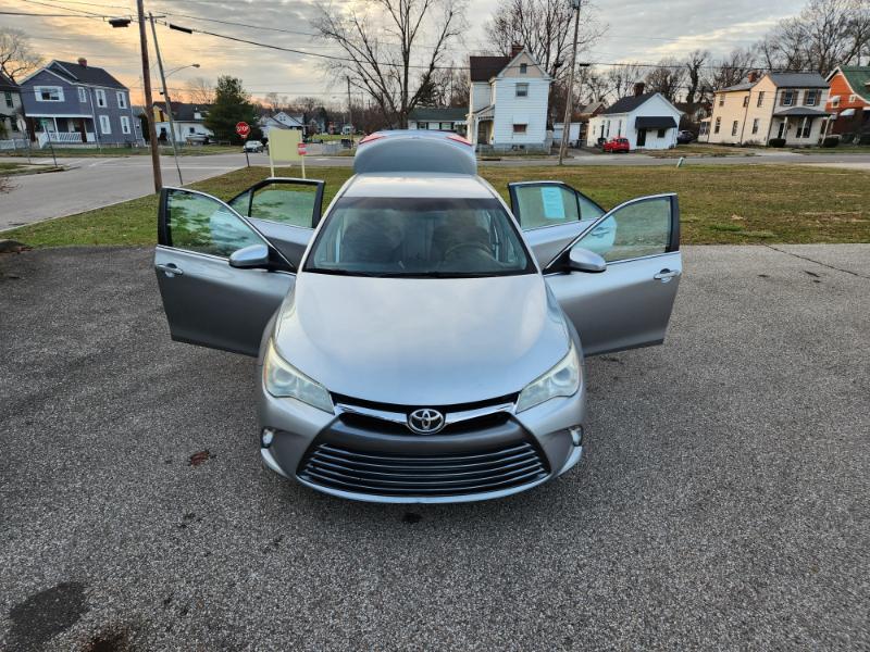 Toyota Camry SE 2015