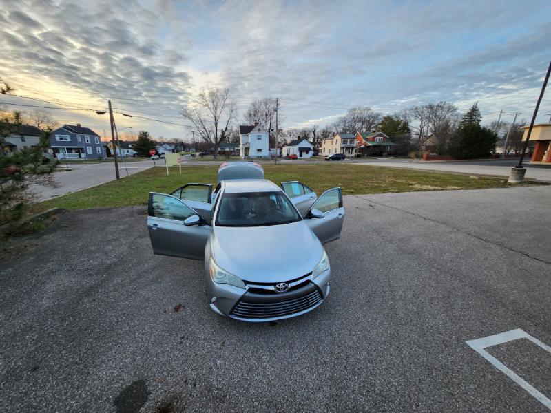 Toyota Camry SE 2015