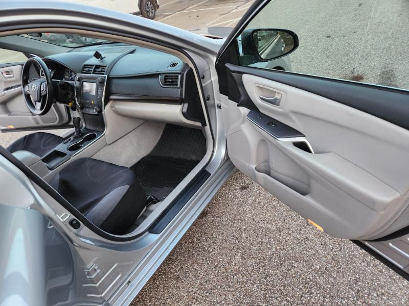 Toyota Camry SE 2015