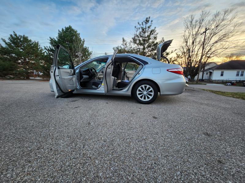 Toyota Camry SE 2015
