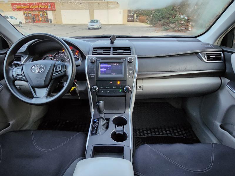 Toyota Camry SE 2015