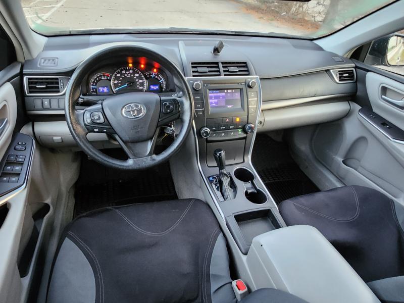 Toyota Camry SE 2015