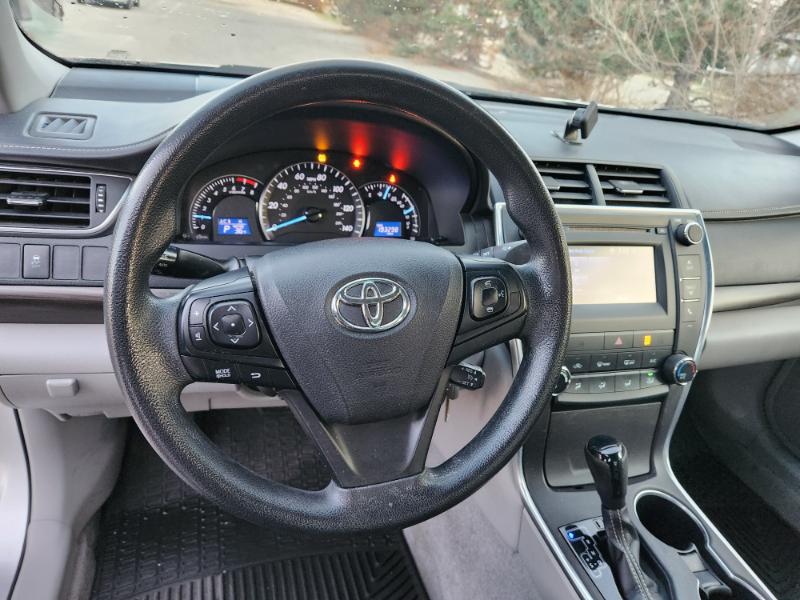 Toyota Camry SE 2015