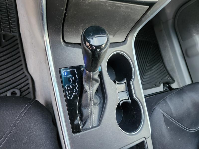 Toyota Camry SE 2015