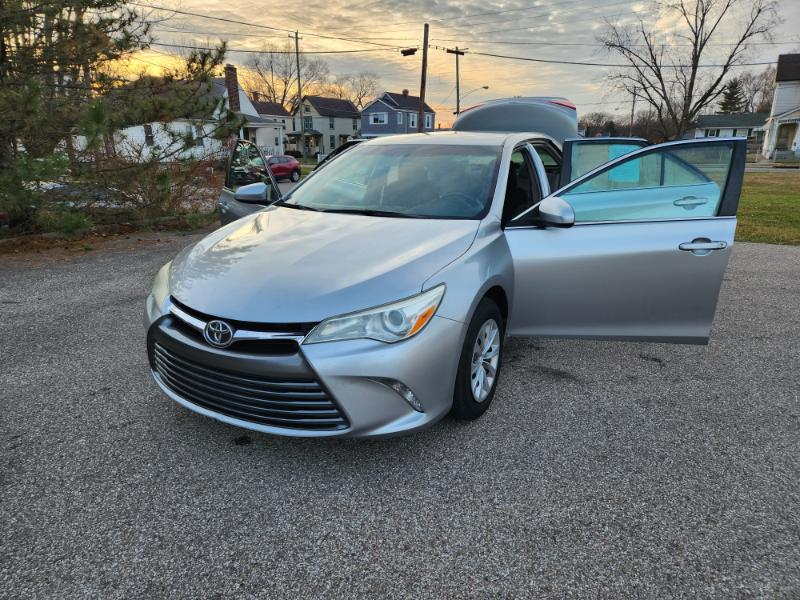 Toyota Camry SE 2015