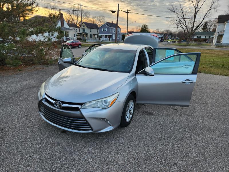 Toyota Camry SE 2015