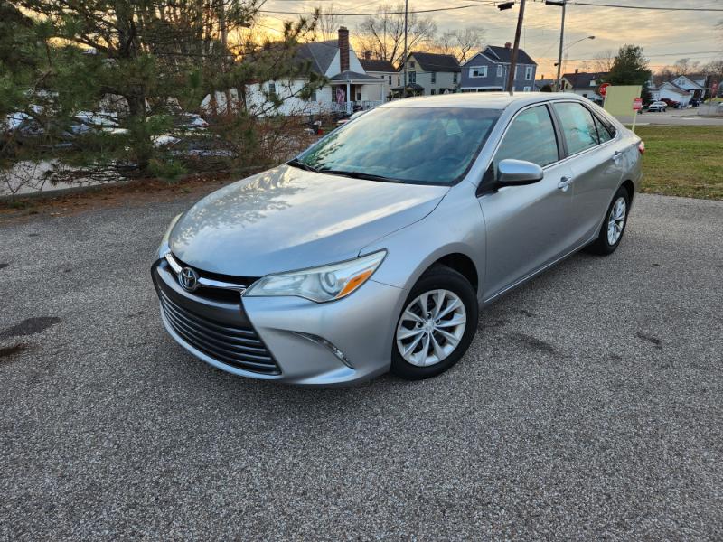 Toyota Camry SE 2015