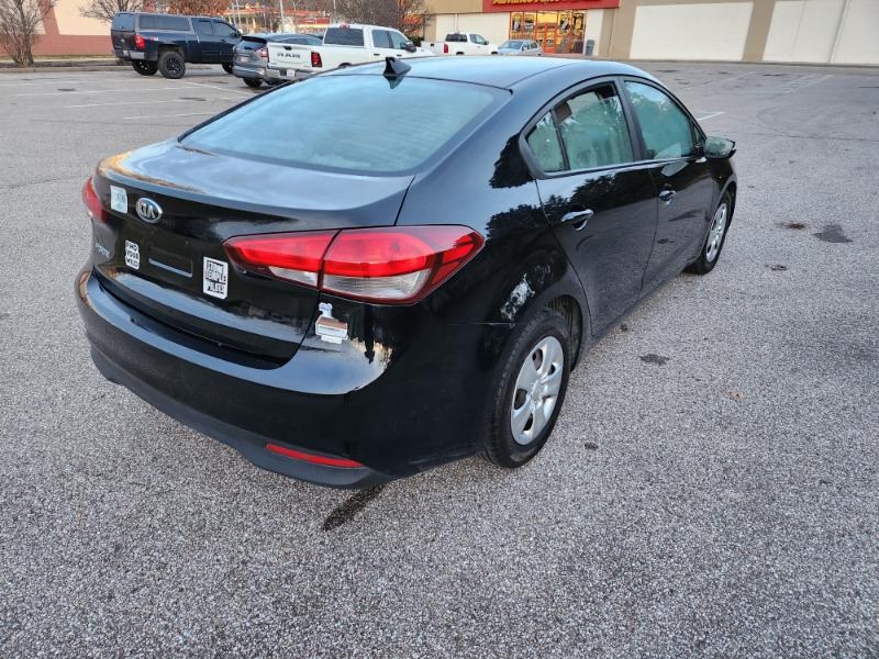 Kia Forte LX 6A 2017