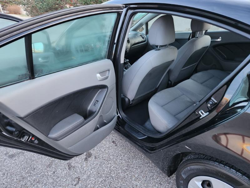 Kia Forte LX 6A 2017