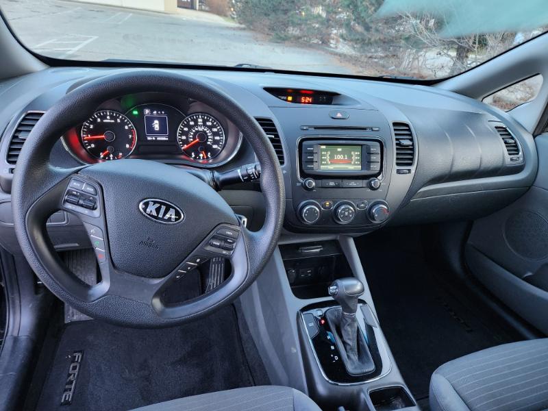 Kia Forte LX 6A 2017