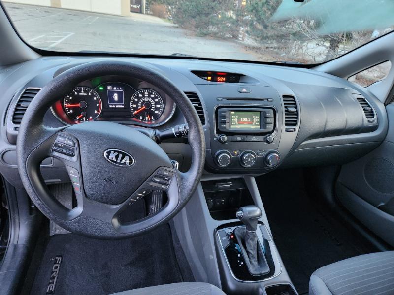Kia Forte LX 6A 2017