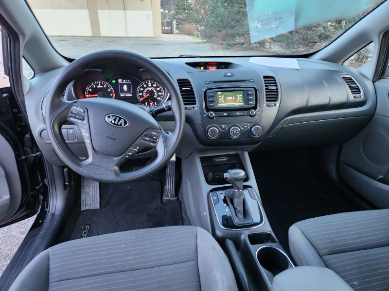 Kia Forte LX 6A 2017