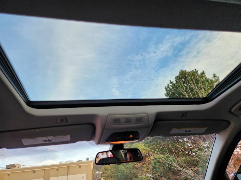 BMW 5-Series 528i 2011