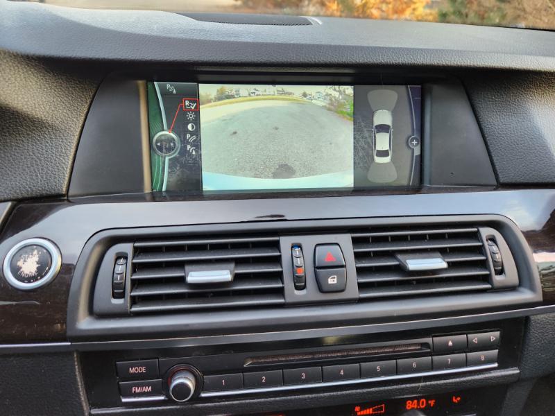 BMW 5-Series 528i 2011