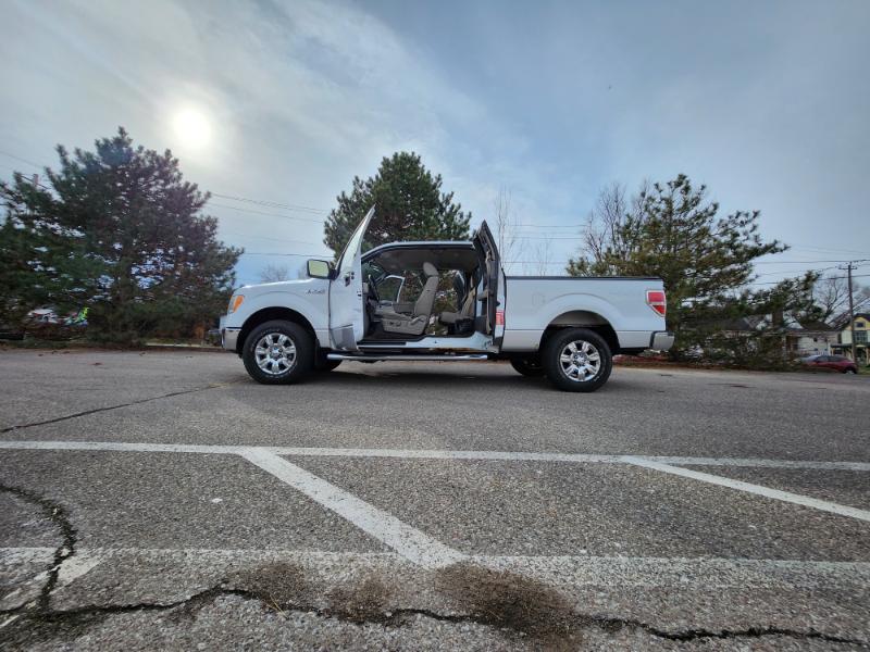 Ford F-150 XLT SuperCab 8-ft. Bed 4WD 2010