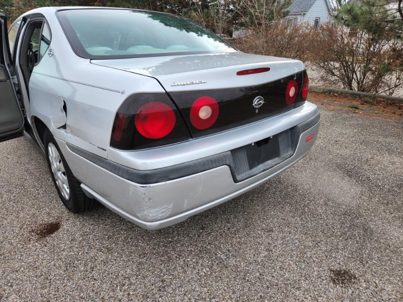 Chevrolet Impala Base 2004