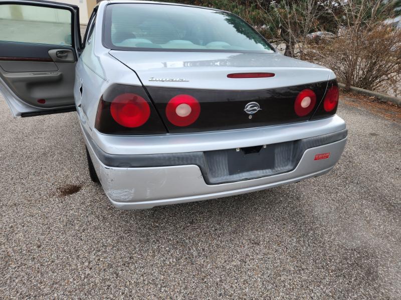 Chevrolet Impala Base 2004