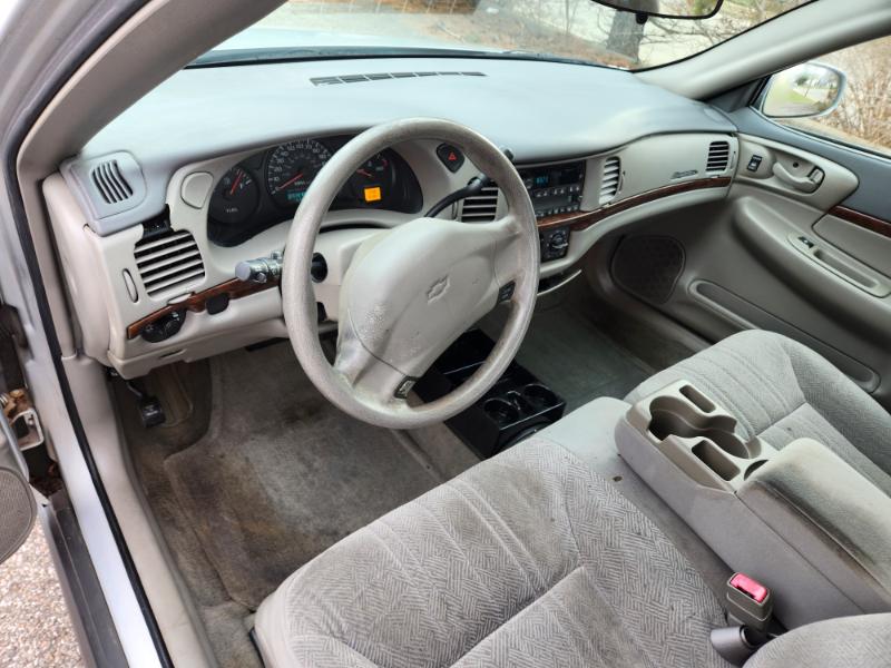 Chevrolet Impala Base 2004