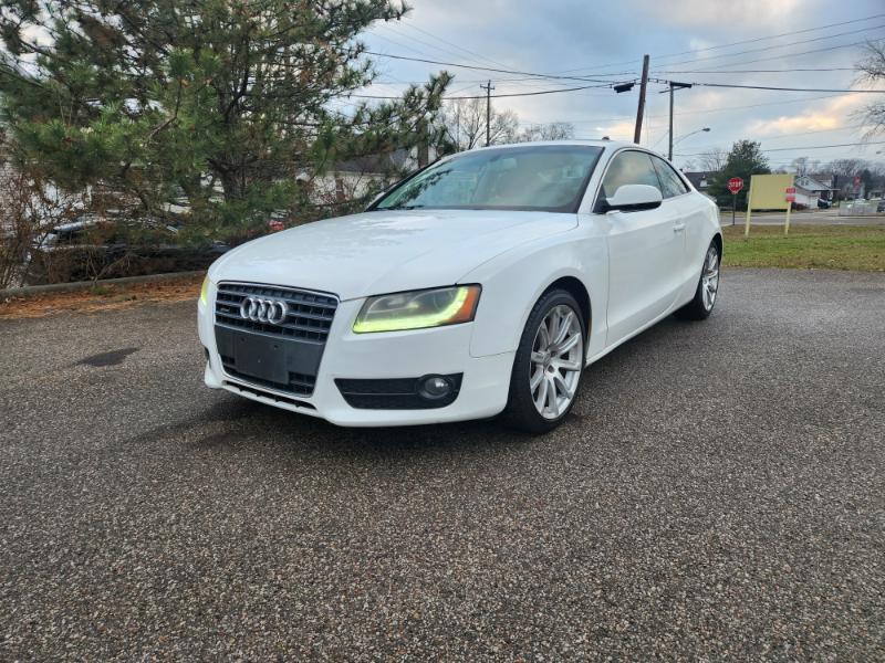 Audi A5 Coupe 2.0T quattro Tiptronic 2011