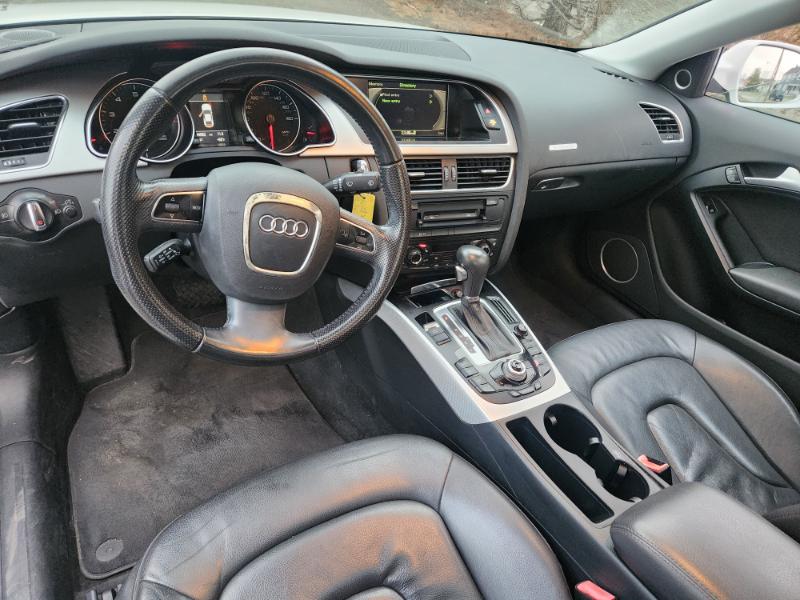Audi A5 Coupe 2.0T quattro Tiptronic 2011