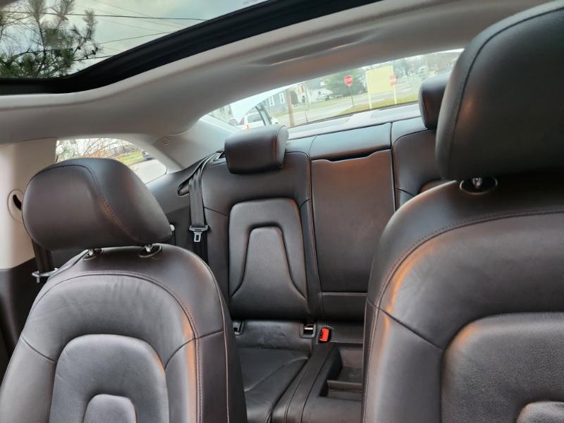 Audi A5 Coupe 2.0T quattro Tiptronic 2011