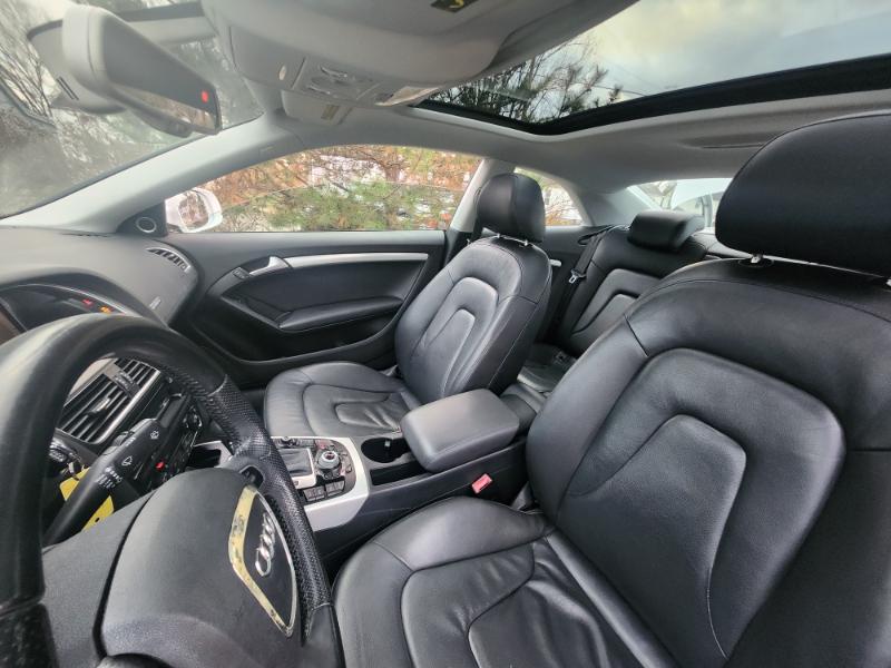 Audi A5 Coupe 2.0T quattro Tiptronic 2011