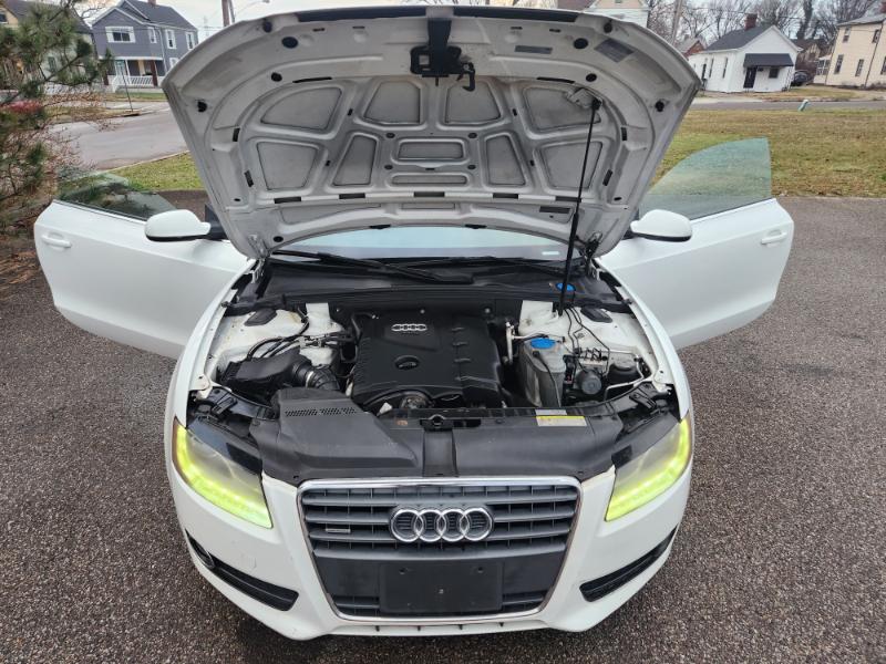 Audi A5 Coupe 2.0T quattro Tiptronic 2011