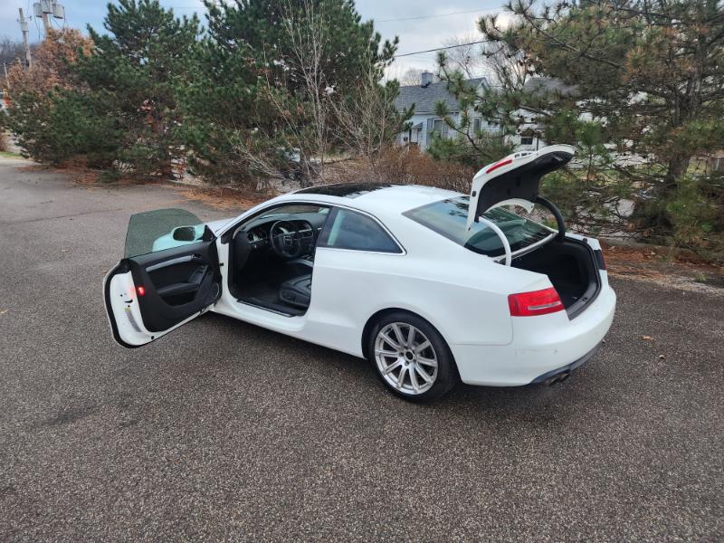 Audi A5 Coupe 2.0T quattro Tiptronic 2011