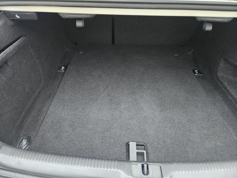 Audi A5 Coupe 2.0T quattro Tiptronic 2011