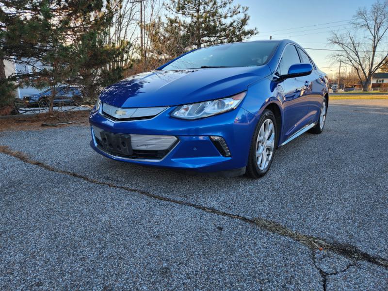 Chevrolet Volt Premier w/ Standard Emission Package 2018