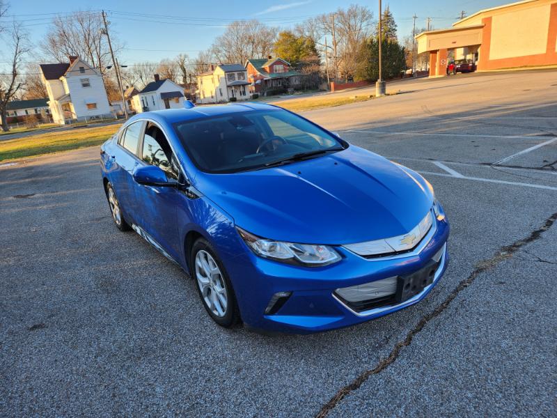 Chevrolet Volt Premier w/ Standard Emission Package 2018