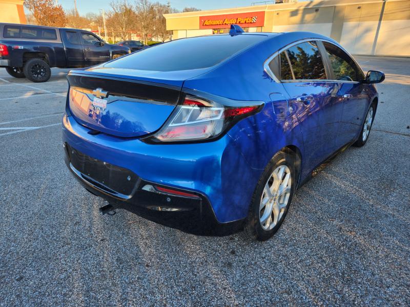 Chevrolet Volt Premier w/ Standard Emission Package 2018