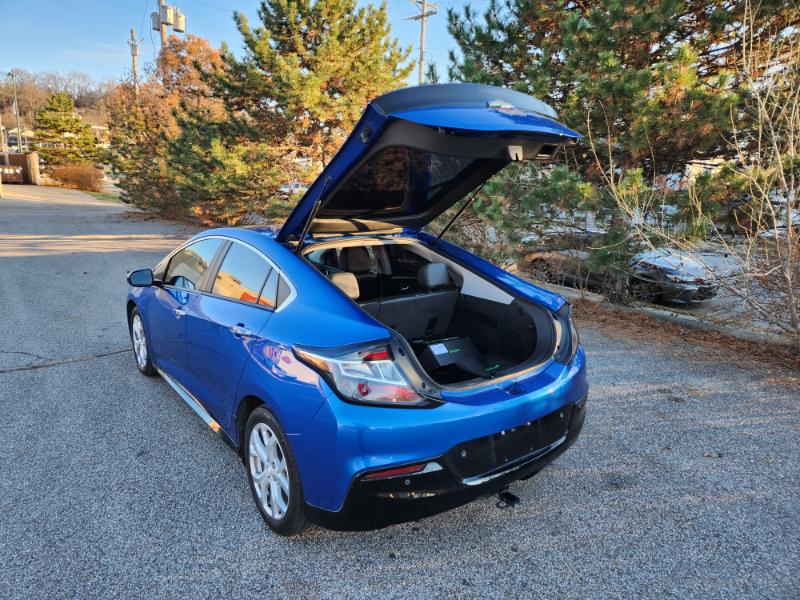Chevrolet Volt Premier w/ Standard Emission Package 2018