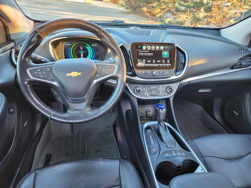Chevrolet Volt Premier w/ Standard Emission Package 2018