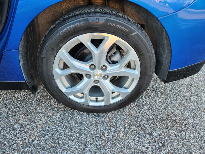 Chevrolet Volt Premier w/ Standard Emission Package 2018