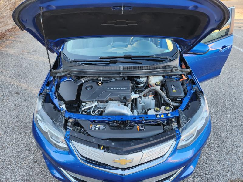 Chevrolet Volt Premier w/ Standard Emission Package 2018