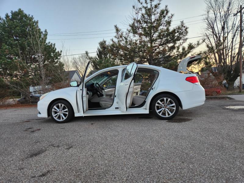 Subaru Legacy 2.5i Premium 2014