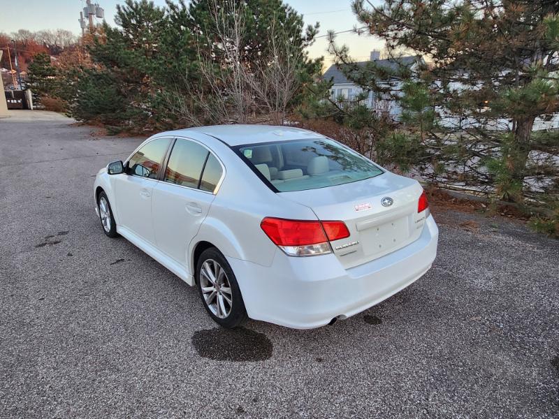 Subaru Legacy 2.5i Premium 2014