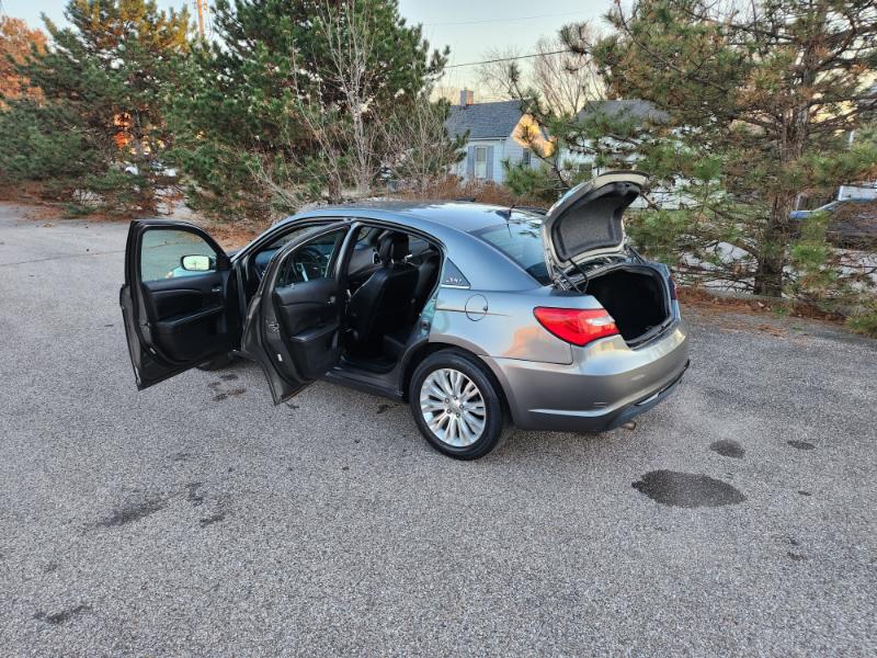 Chrysler 200 Limited 2012