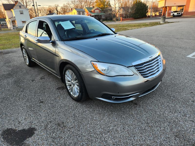 Chrysler 200 Limited 2012