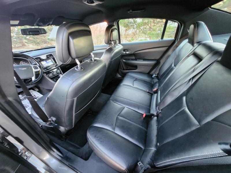 Chrysler 200 Limited 2012