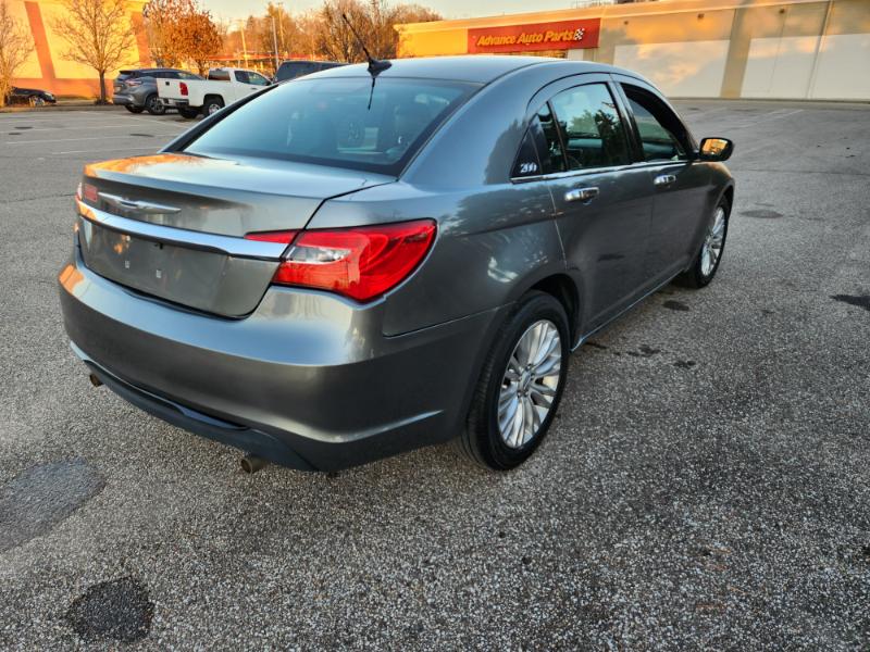Chrysler 200 Limited 2012