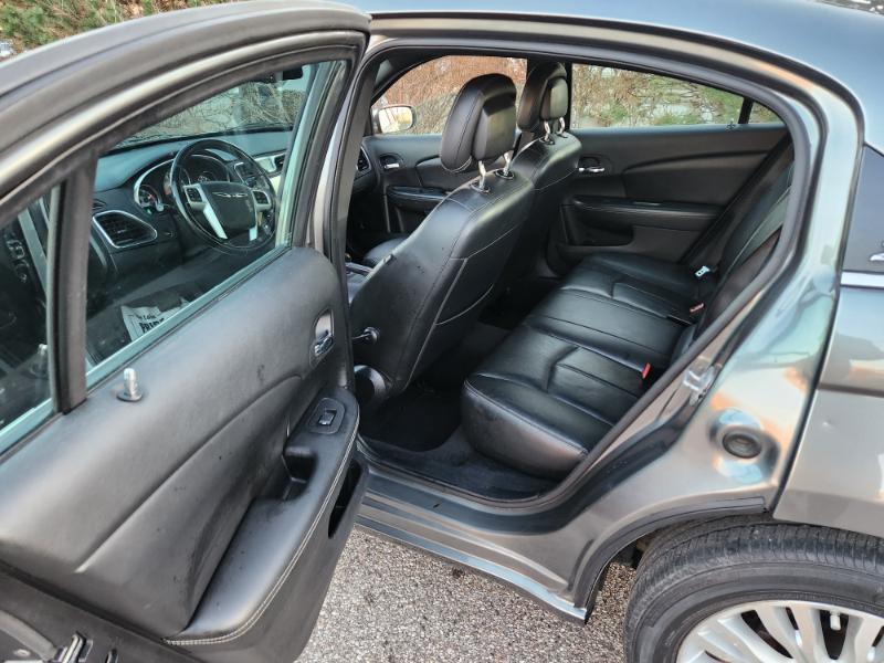 Chrysler 200 Limited 2012