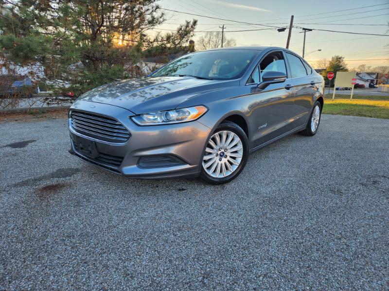 2014 Ford Fusion Hybrid SE